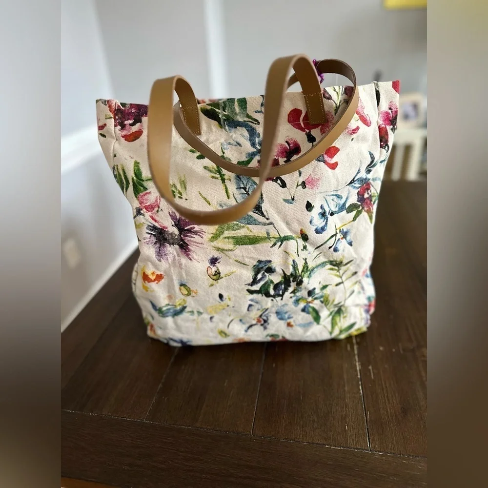 Eccolo Pom Pom floral tote bag